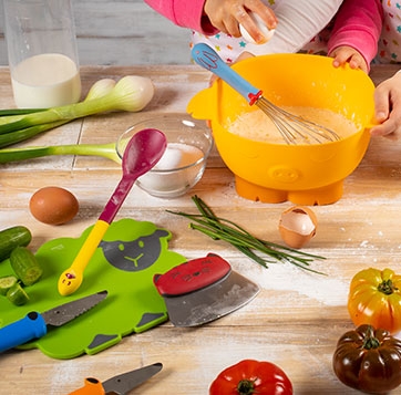 Kinder in der Küche