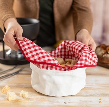 Bread basket and bread bag